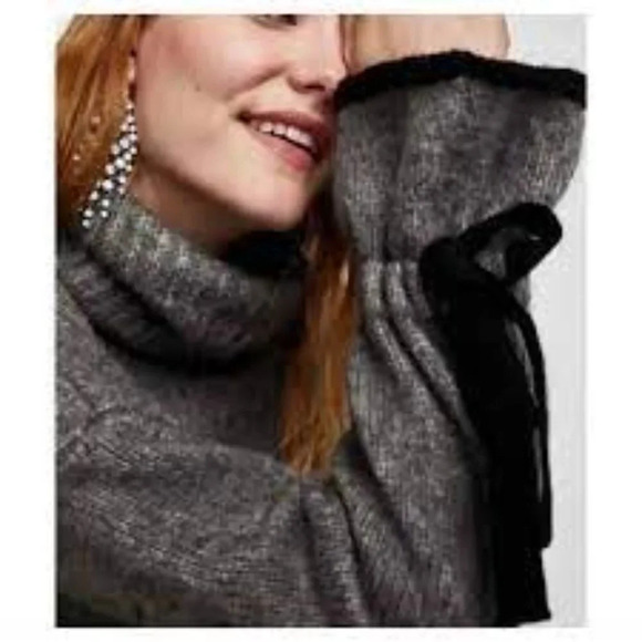 Zara Chunky Knit Turtleneck Oversized Sweater w Bow Tie Sleeve Grey Sz Small - Picture 2 of 9